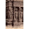 Carte postale ancienne Arles – Cathédrale Sainte-Trophime, détail du portail