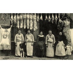 Reproduction de carte postale ancienne Paris Une Famille de Bouchers Collection Cartes d'Autrefois