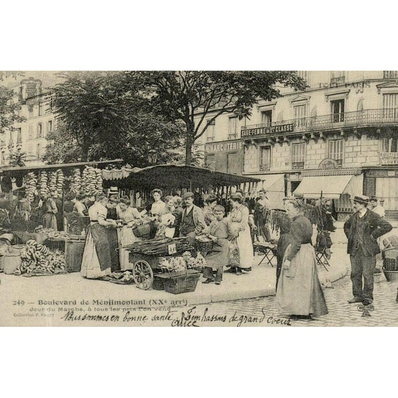 Paris boulevard de Ménilmontant jour du marché reproduction carte ancienne Collection Cartes d'Autrefois