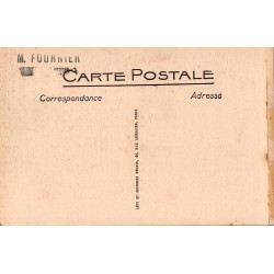 Carte postale ancienne Arles Place de la République mairie et cathédrale