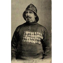 Boulogne-sur-Mer pilote Pollet patron du canot de sauvetage reproduction carte ancienne Collection Cartes d'Autrefois