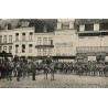 Armentières un coin de la Grand-Place pendant les grèves reproduction de carte postale ancienne Collection Cartes d'Autrefois