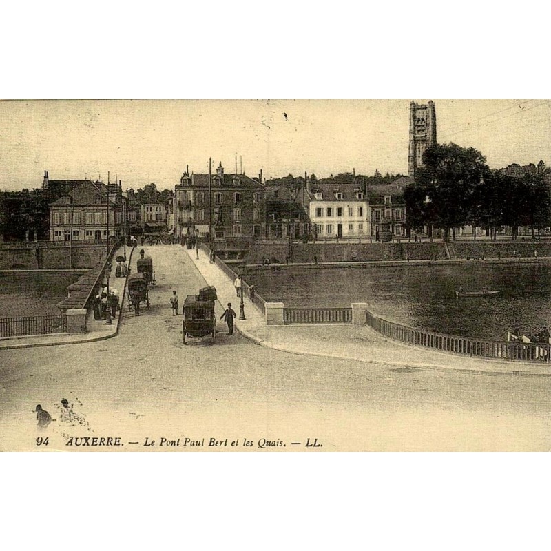 Auxerre le pont Paul-Bert et les quais reproduction de carte postale ancienne Collection Cartes d'Autrefois