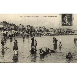 Les Sables-d’Olonne la plage à l’heure du bain reproduction de carte postale ancienne Collection Cartes d'Autrefois