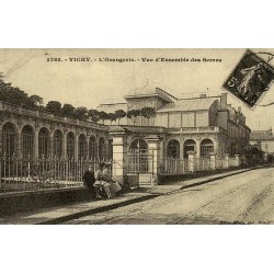 Vichy Orangerie vue d’ensemble des serres reproduction de carte postale ancienne Collection Cartes d'Autrefois