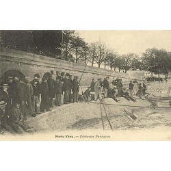 Paris pêcheurs parisiens reproduction de carte postale ancienne Collection Cartes d'Autrefois
