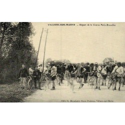 Villiers-sur-Marne départ de la course de vélo Paris-Bruxelles reproduction de CPA Collection Cartes d'Autrefois