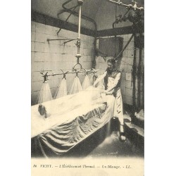Vichy établissement thermal un massage reproduction de carte postale ancienne Collection Cartes d'Autrefois