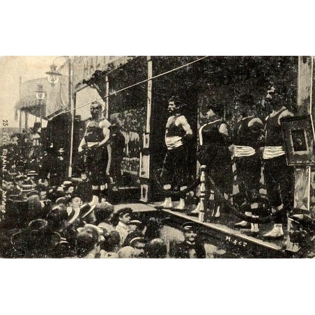 Fête foraine la parade reproduction de carte postale ancienne Collection Cartes d'Autrefois