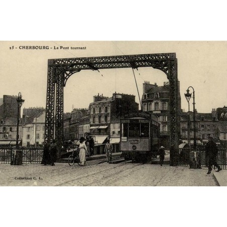 Cherbourg le pont tournant reproduction de carte postale ancienne Collection Cartes d'Autrefois