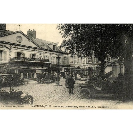 Mantes-la-Jolie Hôtel du Grand Cerf Henri Mallet propriétaire reproduction de CPA Collection Cartes d'Autrefois