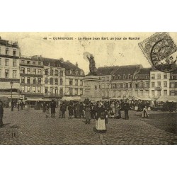 Reproduction de carte ancienne Dunkerque place Jean Bart un jour de marché Collection Cartes d'Autrefois
