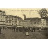 Reproduction de carte ancienne Dunkerque place Jean Bart un jour de marché Collection Cartes d'Autrefois