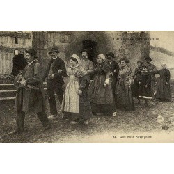 Reproduction de carte ancienne Une Noce Auvergnate Collection Cartes d'Autrefois