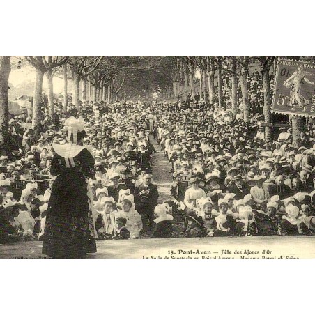 Reproduction de carte ancienne Pont-Aven Fête des Ajoncs d’Or Collection Cartes d'Autrefois