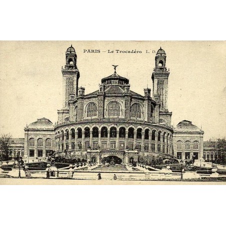 Reproduction de carte postale ancienne Collection Cartes d'Autrefois Paris Le Trocadéro vue historique