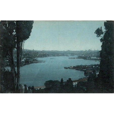 Carte postale ancienne Constantinople cimetière d’Eyoub et Corne d’Or circulée 1919