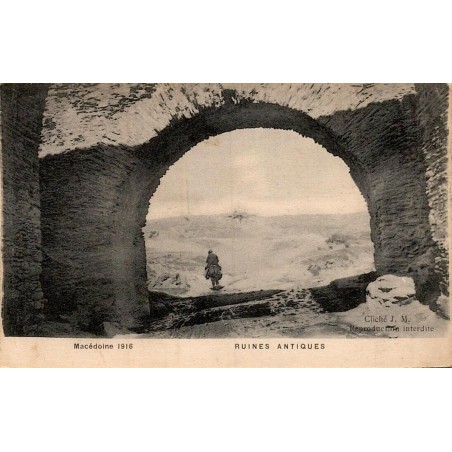 Macédoine 1916 ruines antiques carte postale ancienne J M cliché