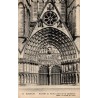 Carte postale ancienne du porche central de la cathédrale de Bourges architecture gothique