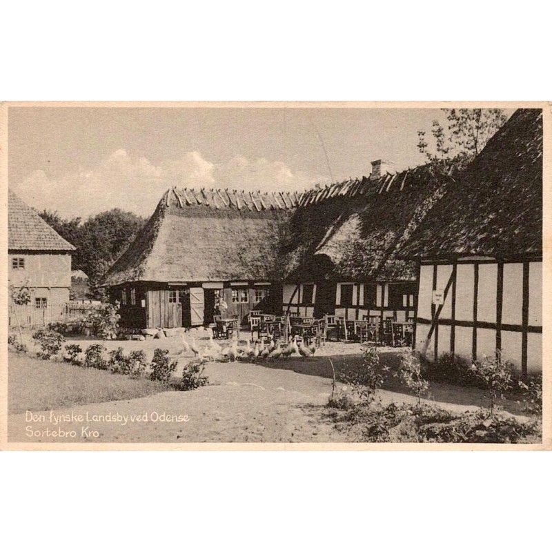 Den fynske Landsby ved Odense Sortebrod Kro carte postale ancienne Danemark