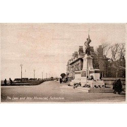 Carte postale ancienne Folkestone The Leas and War Memorial Angleterre monument commémoratif du Kent