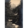 Carte postale ancienne Steinige Brücke am Weg Boden près d’Adelboden en Suisse