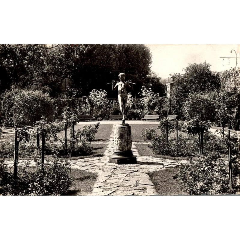 Carte postale ancienne des Jardins de l’Arquebuse roseraie à Dijon Côte-d’Or