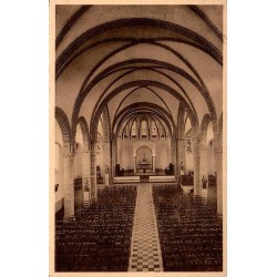 Carte postale ancienne de Poelkapelle montrant l'intérieur de l'église, éditée par H. Nuyttens, non circulée.