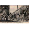 Carte postale ancienne des ruines des Halles d'Ypres montrant la Salle Pauwels après les destructions de la campagne de 1914.