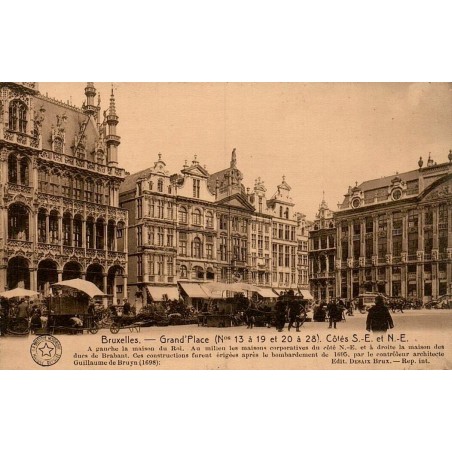 Carte postale ancienne Bruxelles Grand-Place côtés sud-est et nord-est maisons corporatives édition Desaix