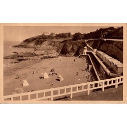 Carte postale ancienne de la grève des Châtelets et de la pointe du Sémaphore à Saint-Quay-Portrieux