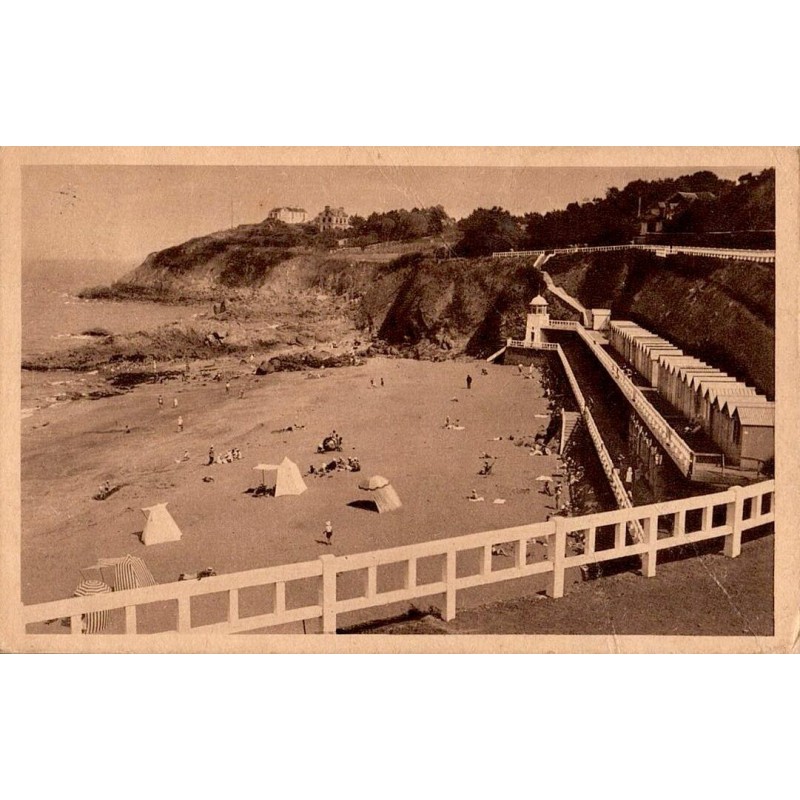 Carte postale ancienne de la grève des Châtelets et de la pointe du Sémaphore à Saint-Quay-Portrieux