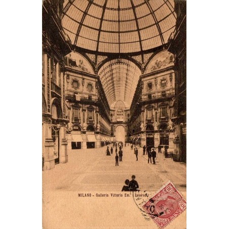 Milano Galleria Vittorio Emanuele II intérieur carte postale ancienne CPA Italie