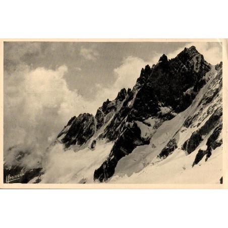 Carte postale ancienne de la Roche Méane (3 710 m) vue du col du Clos des Cavales paysage alpin