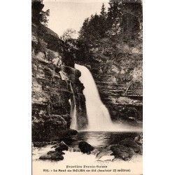 Carte postale ancienne du Saut du Doubs en été, cascade de 27 m à la frontière franco-suisse