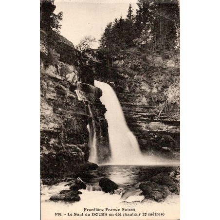 Carte postale ancienne du Saut du Doubs en été, cascade de 27 m à la frontière franco-suisse