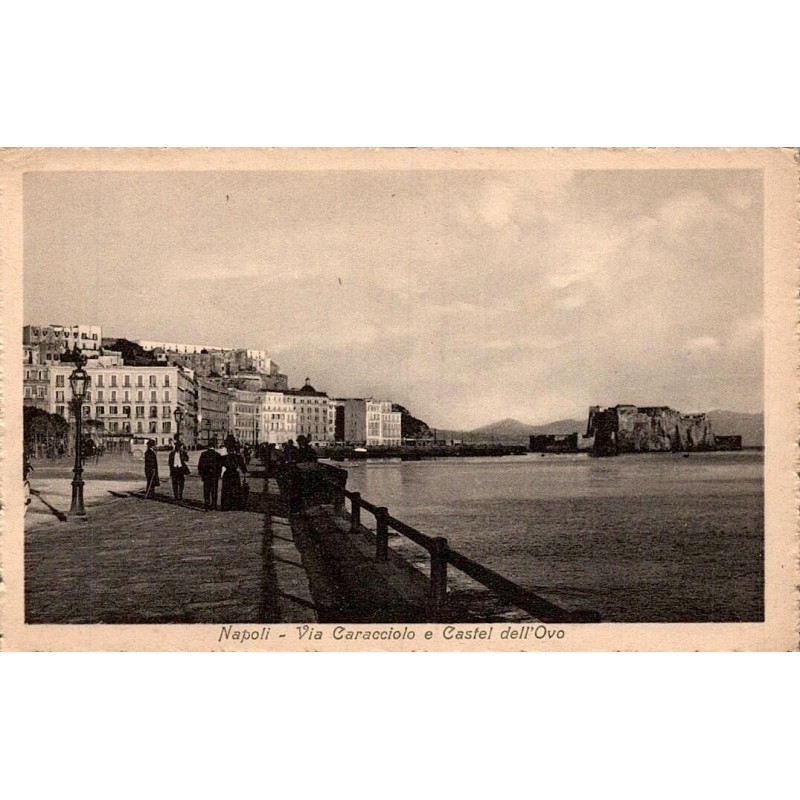 Naples Via Caracciolo et Castel dell'Ovo carte postale ancienne CPA Italie panorama du golfe
