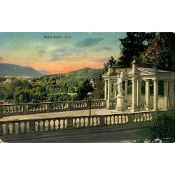 Carte postale ancienne CPA Baden-Baden Echo terrasse panoramique avec colonnade et vue sur la Forêt-Noire