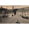 Carte postale ancienne CPA Barr Place du Marché avec Hôtel de Ville, fontaine et maisons alsaciennes dans le Bas-Rhin