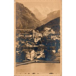 Carte postale ancienne CPA Interlaken avec la Jungfrau 4167 m panorama des Alpes bernoises en Suisse