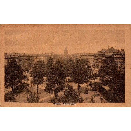 Carte postale ancienne de Mayence montrant la Kaiserstraße avec son boulevard arboré et ses immeubles historiques.