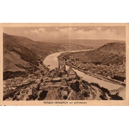 Carte postale ancienne de Traben-Trarbach montrant la Gräfenburg, la vallée de la Moselle et les vignobles.