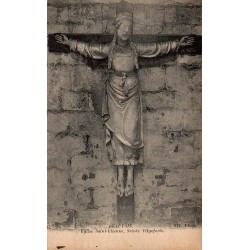 Carte postale ancienne de Beauvais représentant la statue de Sainte Vilgeforte dans l'église Saint-Étienne.