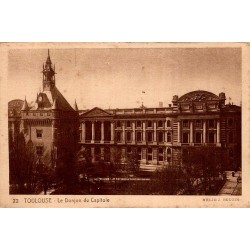 Carte postale ancienne de Toulouse montrant le Donjon du Capitole.