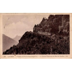 Carte postale ancienne de Luchon, train de Superbagnères au Grand Tournant de Mail de Soulan.