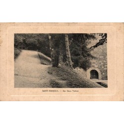 Carte postale ancienne de Saint-Ferréol montrant Les Deux Voûtes, ouvrage hydraulique du Canal du Midi.