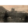 Carte postale ancienne de Saint-Bertrand-de-Comminges avec vue générale de la cité médiévale et de sa cathédrale.