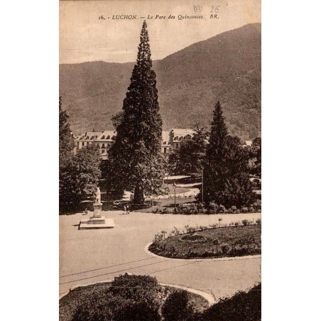 Luchon Parc des Quinconces Carte Postale Ancienne CPA