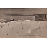 Carte postale ancienne de Superbagnères montrant le Grand Hôtel et les pistes enneigées.