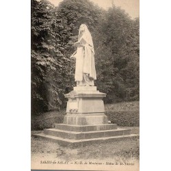 Carte postale ancienne de la statue de Sainte-Thérèse au sanctuaire Notre-Dame de Montayan à Salies-du-Salat.